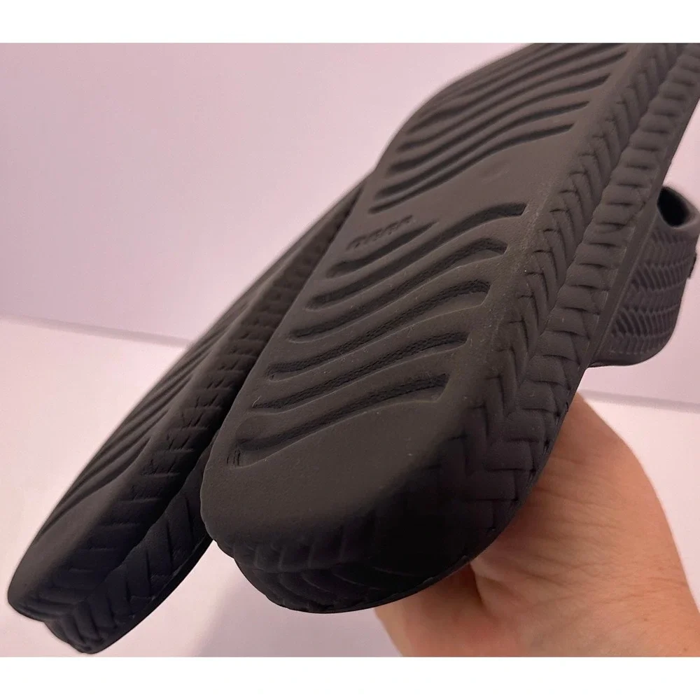 Reef One Womens 10 Black Flip Flop Sandals Sugarcane EVA Anatomic Contouring